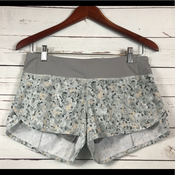 lululemon athletica Pants - Lululemon Speed Shorts-Petite Fleur, Size 6